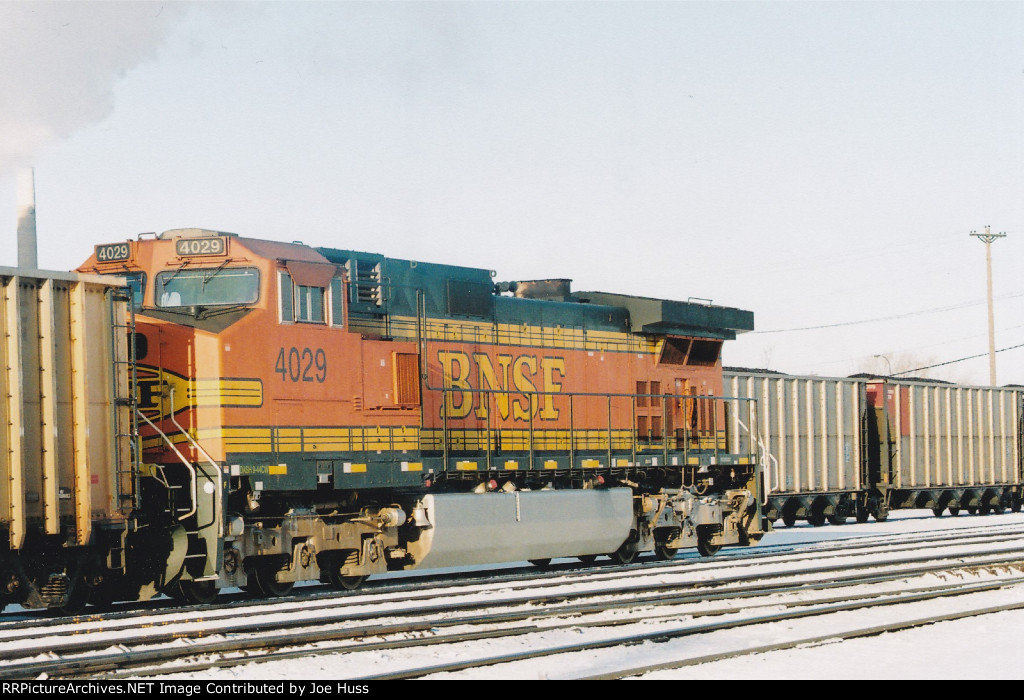 BNSF 4029 DPU